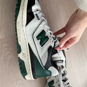 Limited edition New Balance 550 Green Sneakers